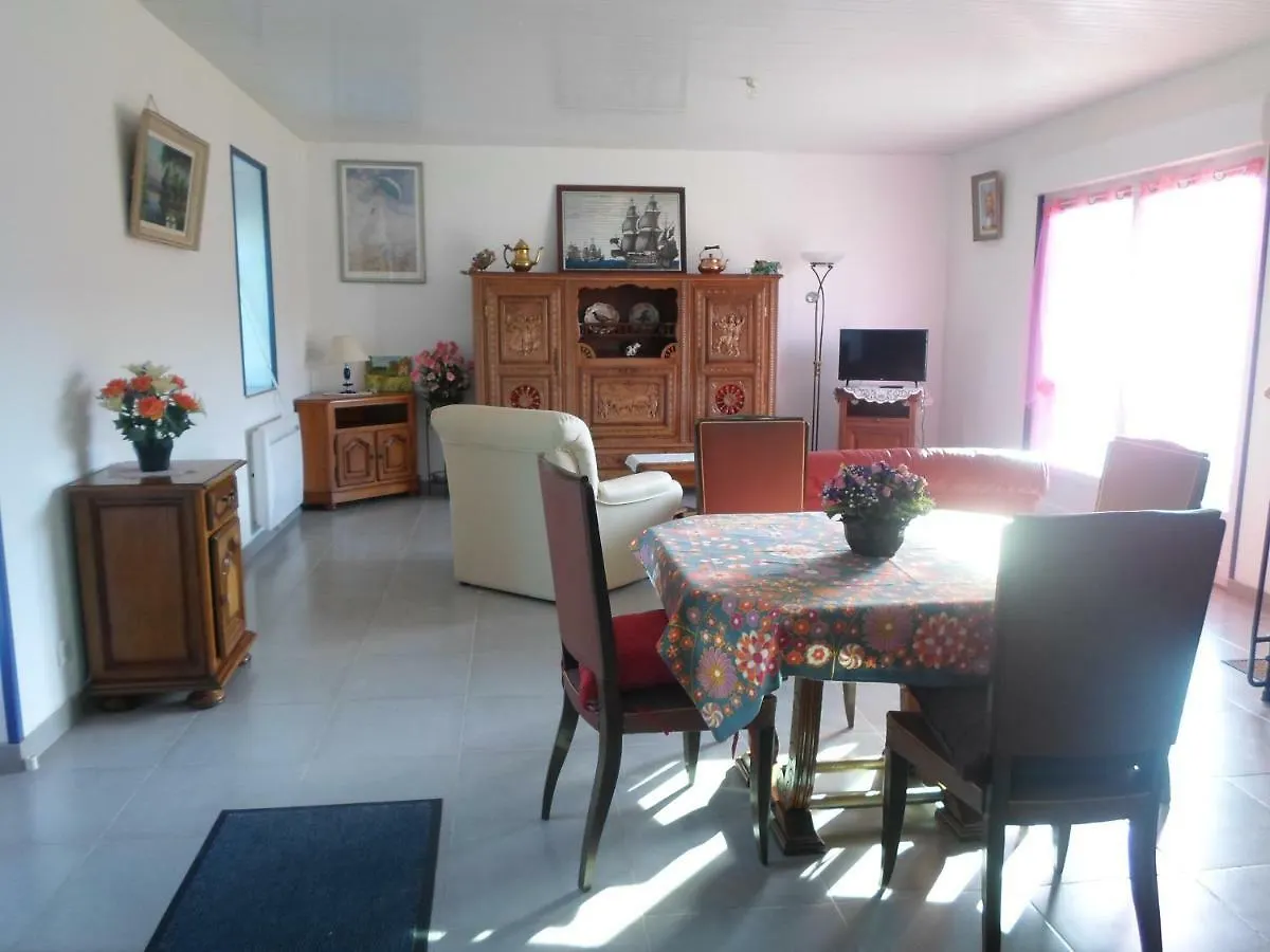 Holiday home Gite De La Grande Garenne Scaer
