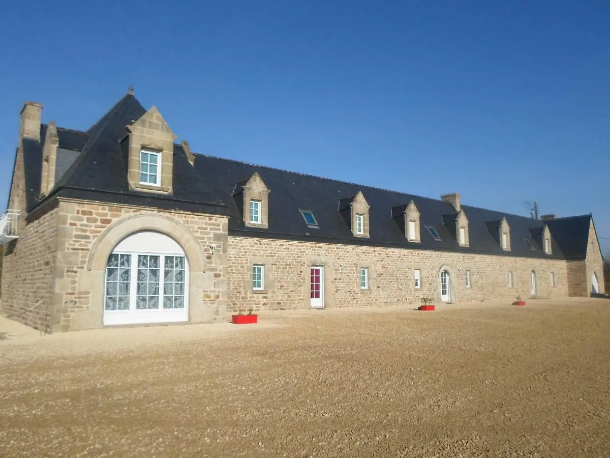 Holiday home Gite De La Grande Garenne Scaer